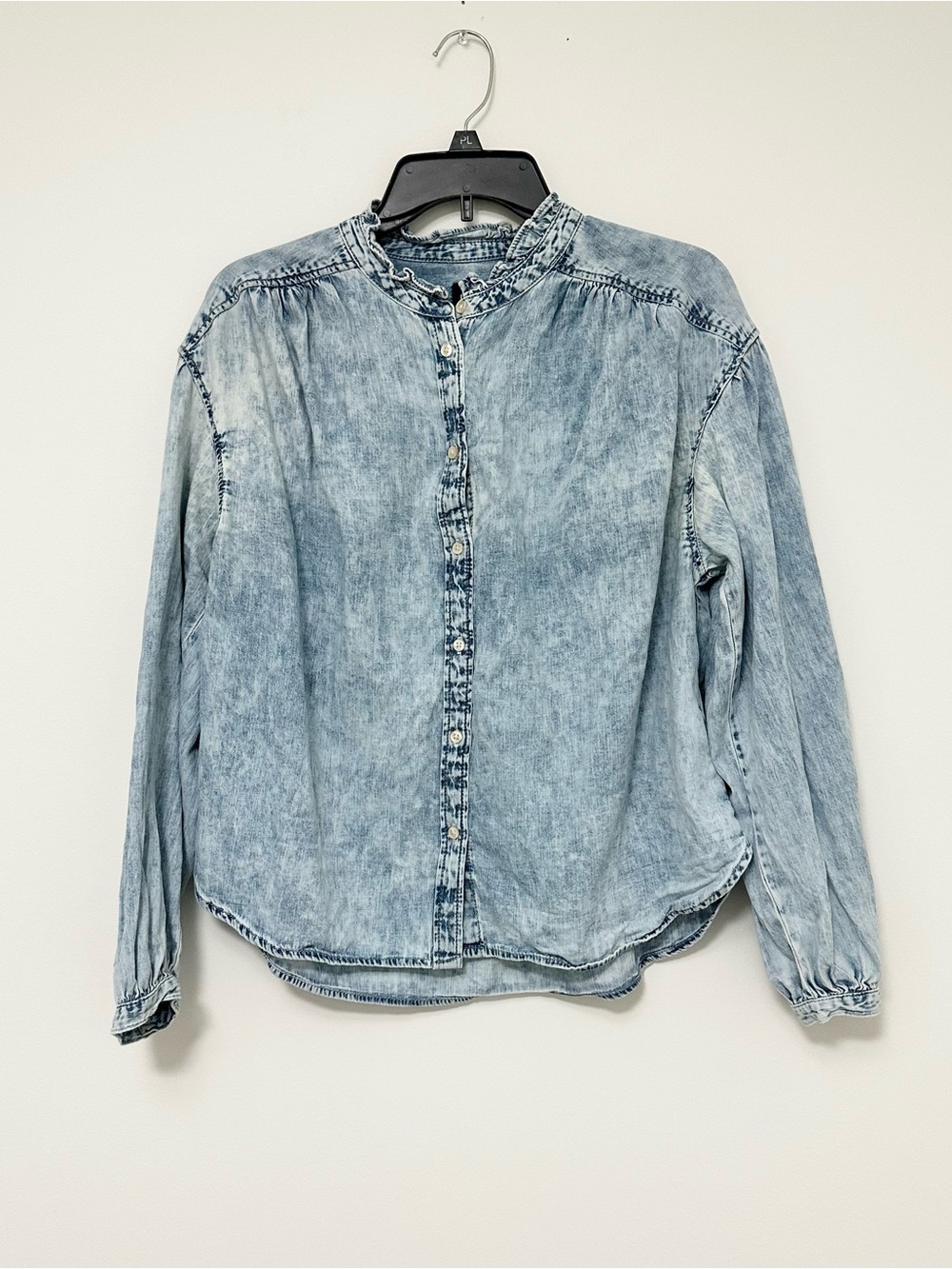 GAP Acid Wash Denim Button-Front Shirt With Ruffle Collar and Button Cuffs MED